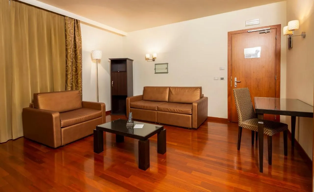 Crowne Plaza Venice East By Ihg Quarto dʼAltino Hotel