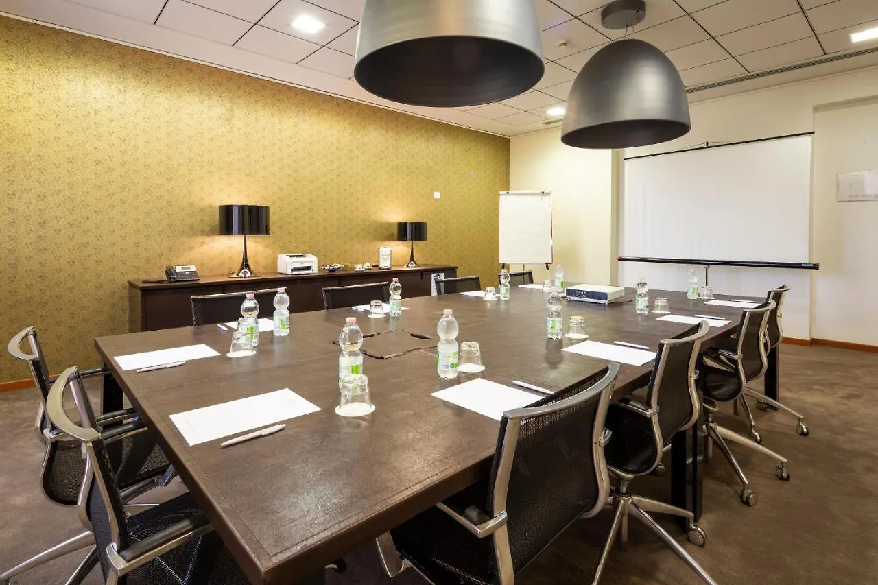 Crowne Plaza Venice East By Ihg Quarto dʼAltino Hotel